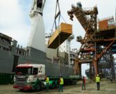 Tarifa de 50% imposta por Trump já afeta transporte de carga
