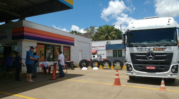 A Ingá Veículos, concessionária MB para Londrina e região, levou um Caminhão Actros para o evento