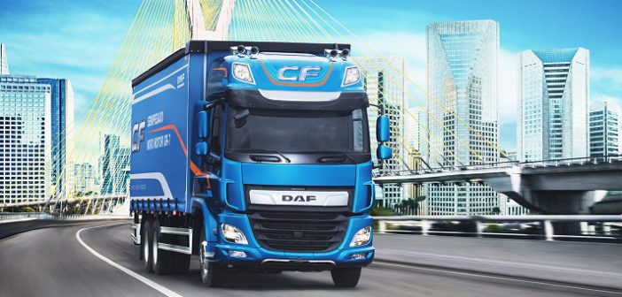 DAF lança novo caminhão semipesado