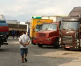 Empresas dão calote em caminhoneiros