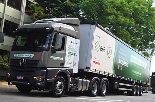 Mercedes-Benz e Be8 iniciam teste para comparar emissões entre diesel e biocombustível 100%