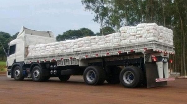 CUIDADO: Não existe caminhão Wanderleia